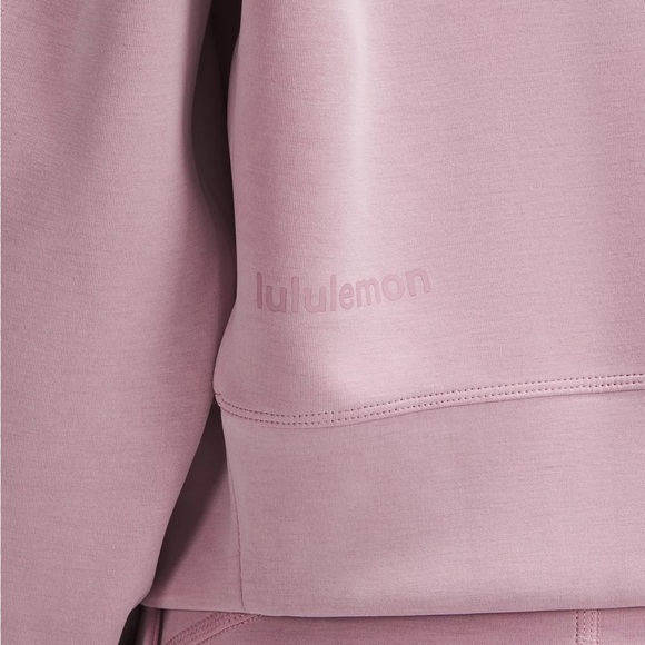 LuluLemon Softstreme Perfectly Oversized Cropped Crew in Rose Blush - Picture 4 of 9